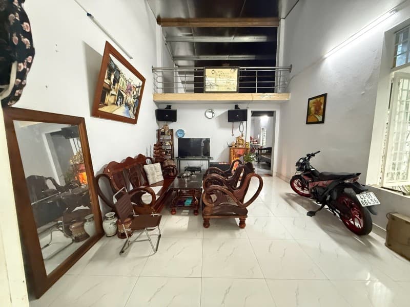 Nhà cấp 4 103m² mặt tiền 5.2m K.68 Nguyễn Mộng Tuân, Liên Chiểu — ô tô đỗ cửa