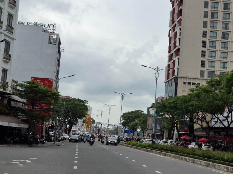 Nhà cấp 4 90m² mặt tiền 4.2m TRƯNG NỮ VƯƠNG, Hải Châu — tiềm năng kinh doanh, mặt tiền đường lớn, đường 10m, ô tô đỗ cửa