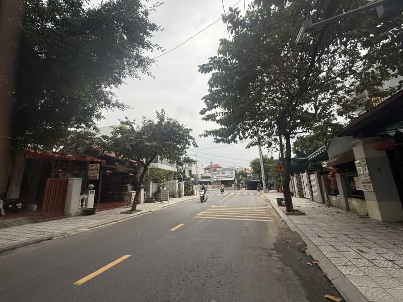 Đất 117.1m² mặt tiền 5m Trần Nhân Tông, Hội An — gần biển, tiềm năng kinh doanh, mặt tiền đường lớn, có dòng tiền