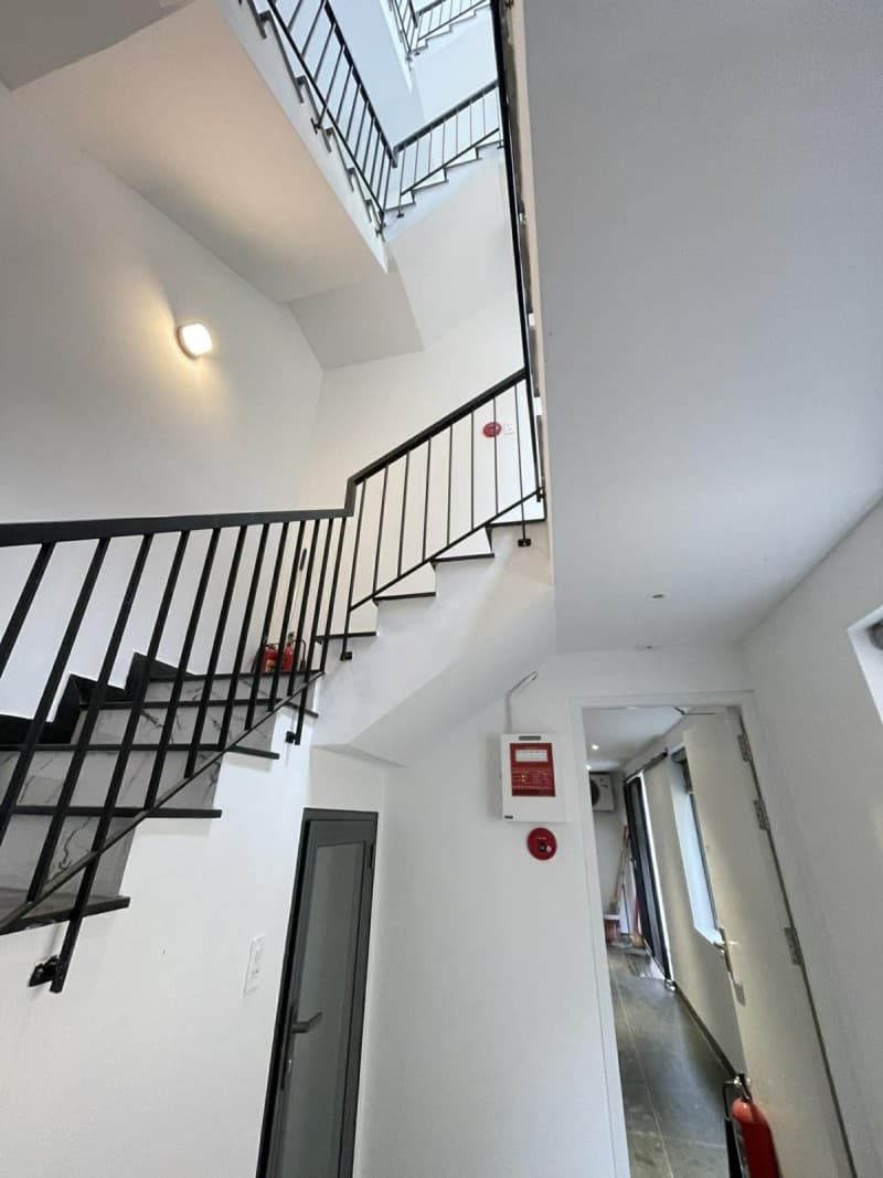 Nhà 4 tầng 61m² mặt tiền 3.5m Hoàng Diệu, Hải Châu — gần chợ, tiềm năng kinh doanh, mặt tiền đường lớn, ô tô đỗ cửa