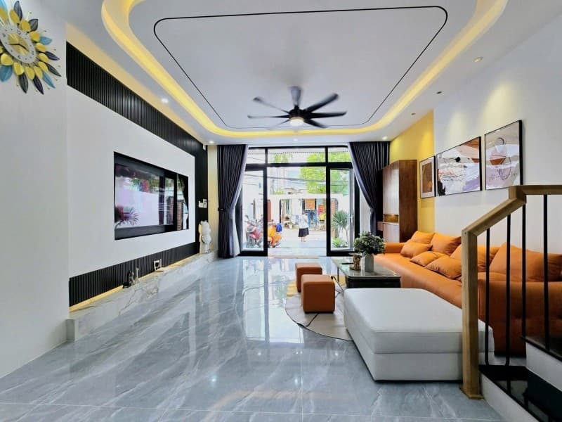 Nhà 110m² (5x22) K87.xx Hoàng Văn Thái Hải Châu — ô tô tận nơi, có dòng tiền