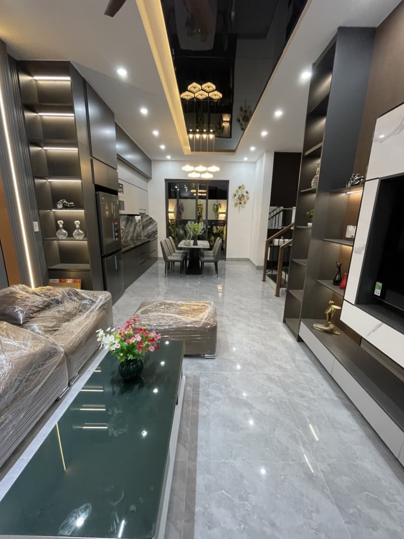 Nhà 2 tầng 89m² mặt tiền 7.15m Tôn Đản, Cẩm Lệ — gần chợ, gần trường học, tiềm năng kinh doanh, ô tô đỗ cửa