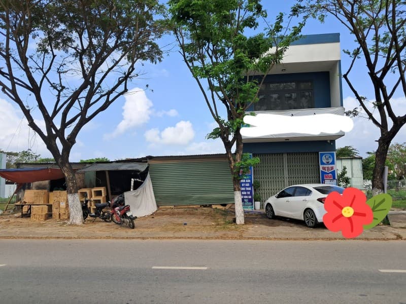 Nhà 105m² (5x21) mặt tiền Nguyễn Tất Thành nối dài Hải Châu — gần biển