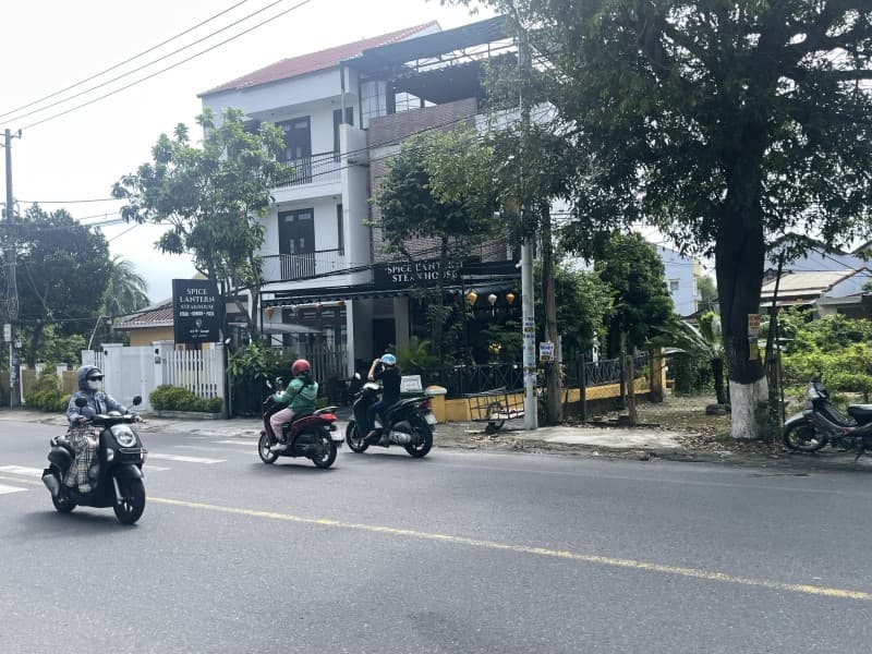 Đất 120m² mặt tiền 10m Hai Bà Trưng, Hội An — gần biển, tiềm năng kinh doanh, mặt tiền đường lớn, có dòng tiền