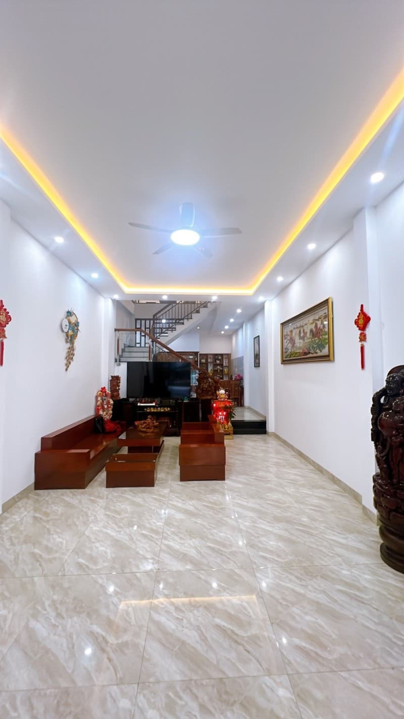 Nhà 73m² (1x73) mặt tiền Lê Văn Hiến Ngũ Hành Sơn — kinh doanh tốt, view đẹp