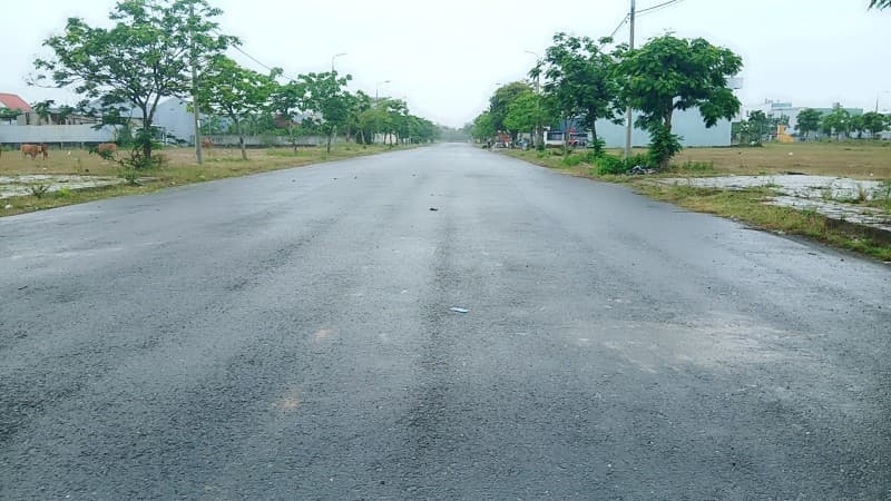 Nhà 168.6m² (6x28.1) Khu đô thị Số 9 Điện Ngọc Quảng Nam