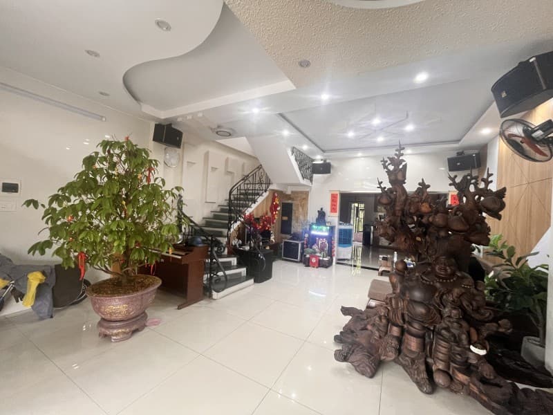 Nhà 3 tầng 72m² mặt tiền 6m Nguyễn Lương Bằng, Liên Chiểu — gần bệnh viện, tiềm năng kinh doanh, mặt tiền đường lớn, đường 30m