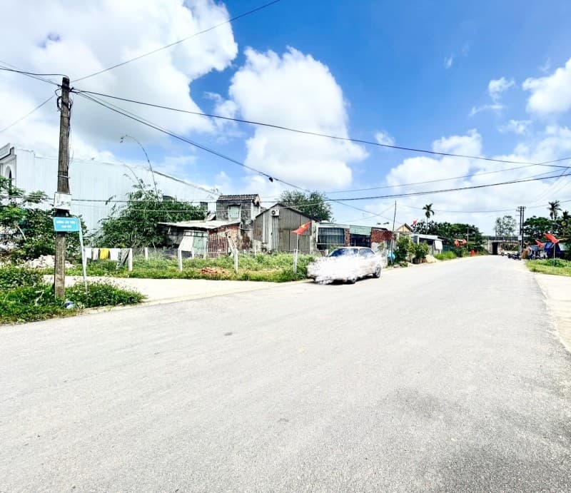 Nhà 140.2m² (12x11.7) mặt tiền Hoà Tiến Hòa Vang — lô góc, kinh doanh tốt