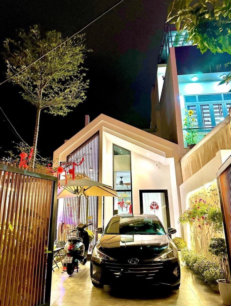 Nhà 5 tầng 125m² mặt tiền 5m Ấp Bắc, Ngũ Hành Sơn — gần chợ, mặt tiền đường lớn, ô tô đỗ cửa, có dòng tiền