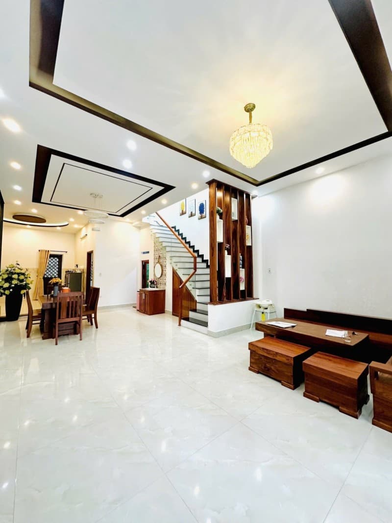 Nhà 116m² (5x23.2) mặt tiền Trà Na Hải Châu