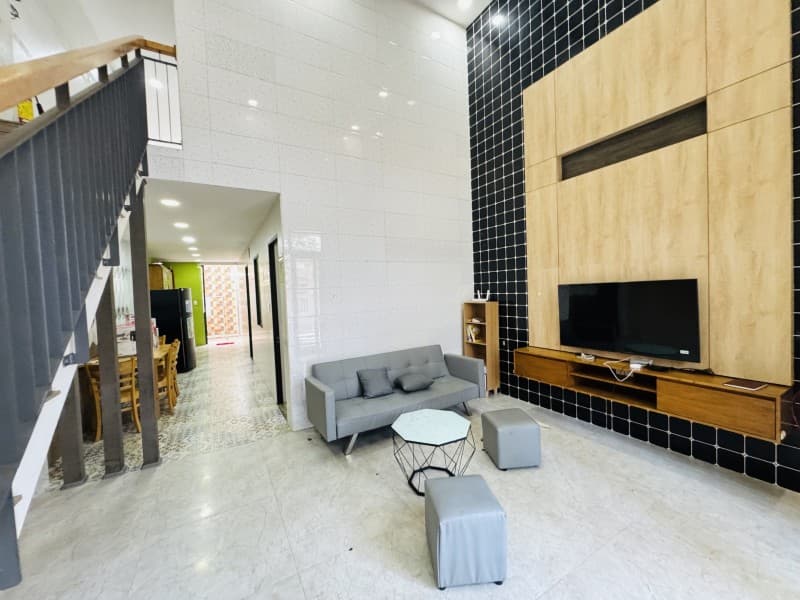 Nhà 2 tầng 78m² mặt tiền 5m Tô Hiến Thành, Sơn Trà — gần biển, tiềm năng kinh doanh, mặt tiền đường lớn, ô tô đỗ cửa