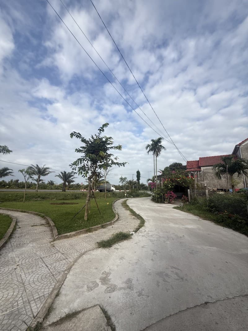 Đất 70.7m² mặt tiền 7.5m Kiệt Cửa Đại, Hội An — gần biển, tiềm năng kinh doanh, mặt tiền đường lớn, ô tô đỗ cửa