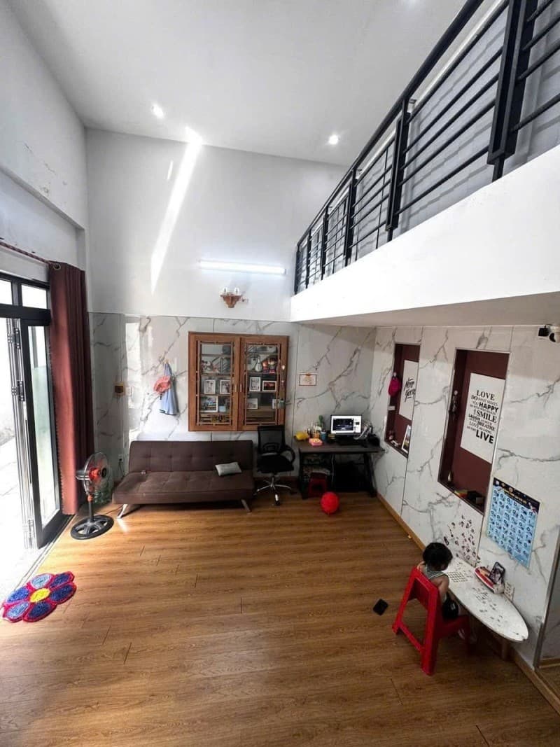 Nhà 5 tầng 42m² mặt tiền 5.5m Nguyễn Phước Nguyên, Thanh Khê — mặt tiền đường lớn, có dòng tiền