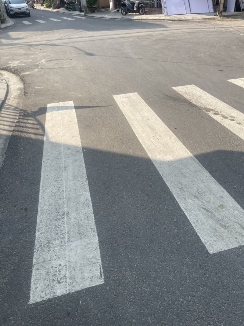 Nhà 3 tầng 83.6m² mặt tiền 6.2m Bình Hoà 2, Cẩm Lệ — tiềm năng kinh doanh, mặt tiền đường lớn, ô tô đỗ cửa