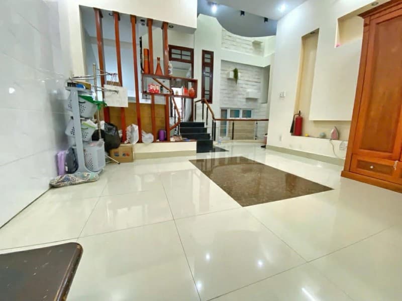 Nhà 3 tầng 105.3m² mặt tiền 4m Đinh Tiên Hoàng, Hải Châu — mặt tiền đường lớn