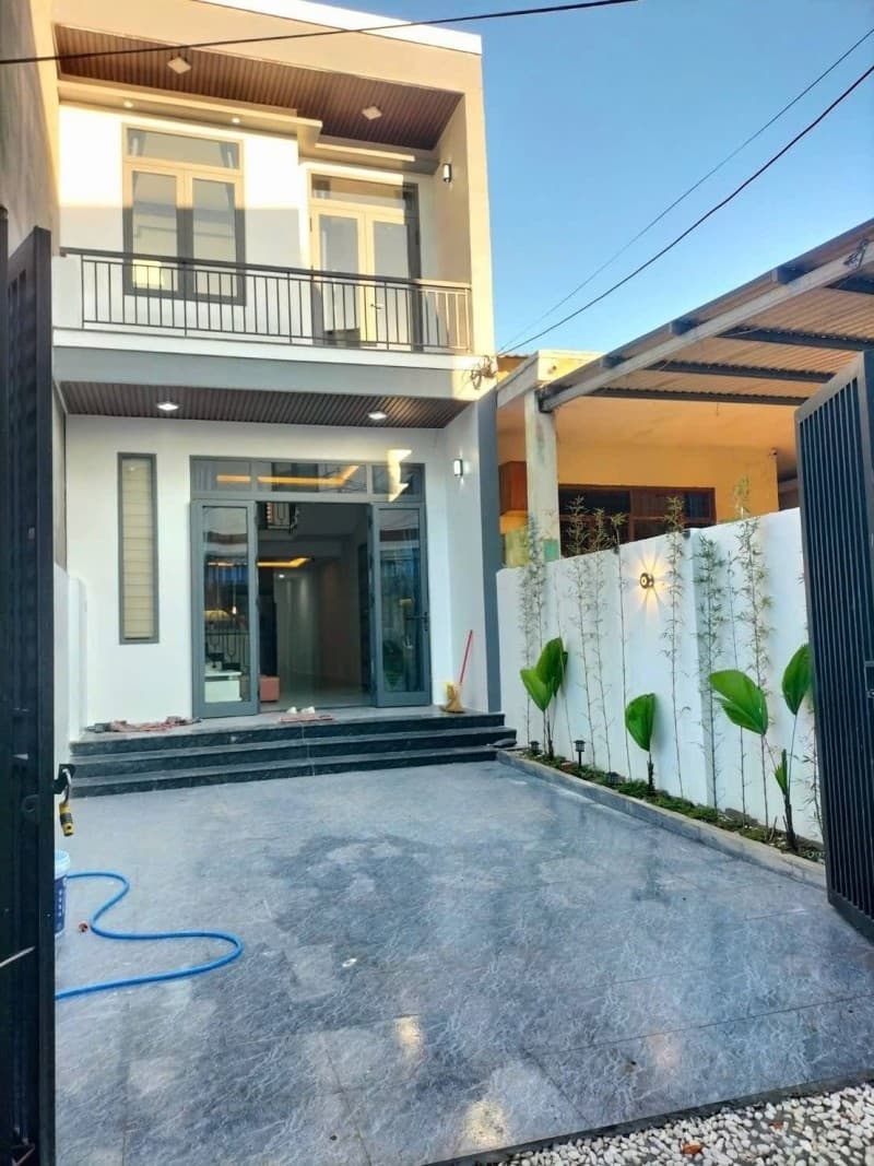 Nhà 2 tầng 130m² mặt tiền 4.5m Trường Chinh, Cẩm Lệ — gần trường học, mặt tiền đường lớn, ô tô đỗ cửa