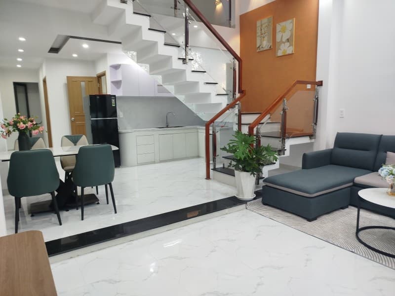 Nhà 2 tầng 64m² mặt tiền 5m Tôn Đản, Thanh Khê — ô tô đỗ cửa