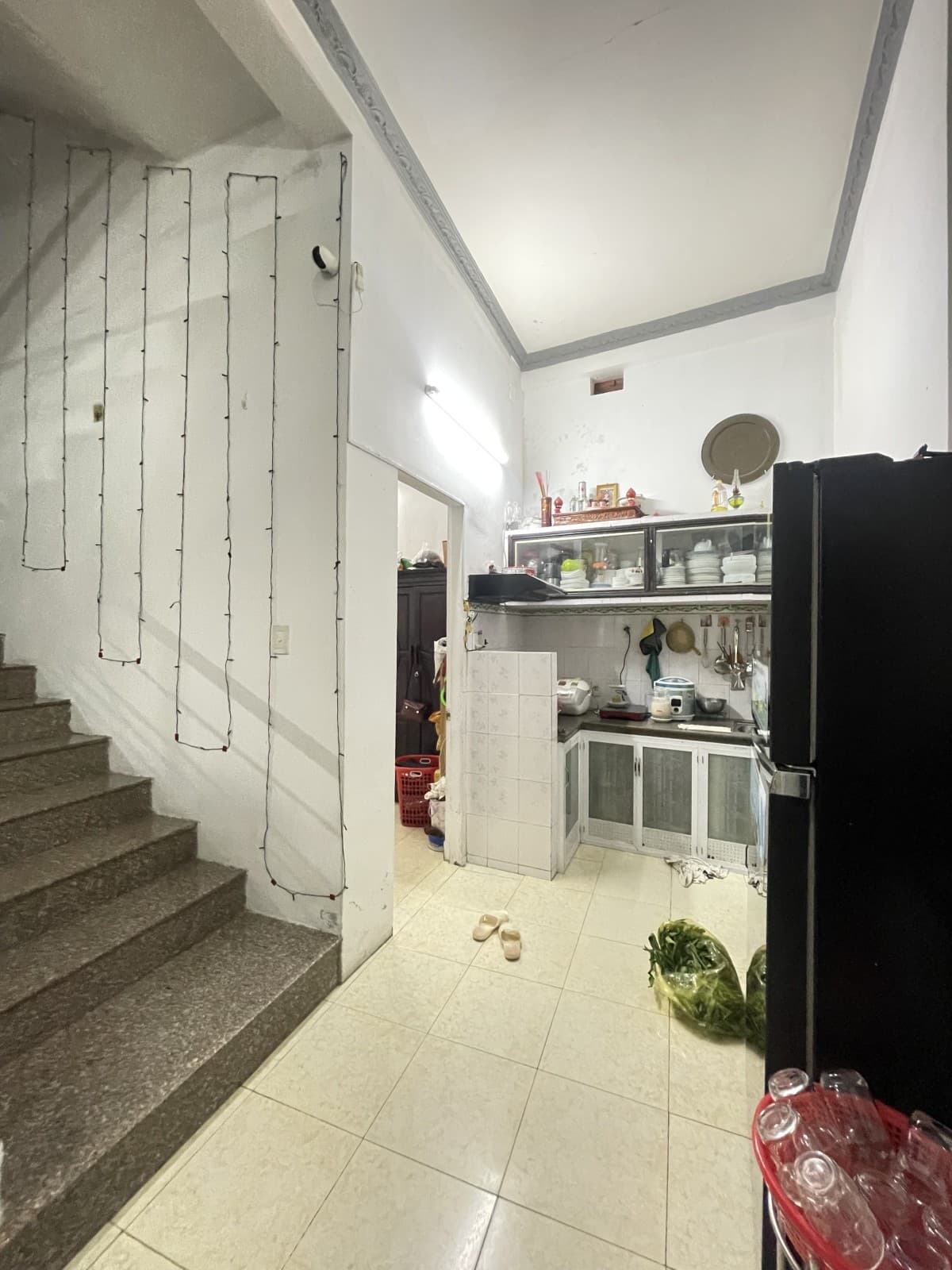 Nhà 3 tầng 130m² mặt tiền 13m Nguyễn Tất Thành, Thanh Khê — gần biển, tiềm năng kinh doanh, mặt tiền đường lớn, ô tô đỗ cửa