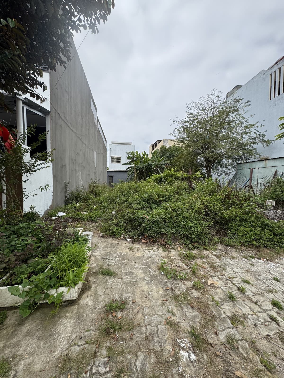 Đất 99.7m² mặt tiền 5m Nguyễn Xiển, Ngũ Hành Sơn — gần biển, tiềm năng kinh doanh, mặt tiền đường lớn, ô tô đỗ cửa