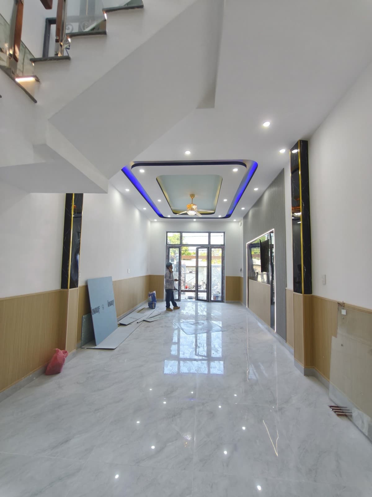 Nhà 2 tầng 120m² mặt tiền 4.1m Vũ Lăng, Cẩm Lệ — mặt tiền đường lớn, ô tô đỗ cửa