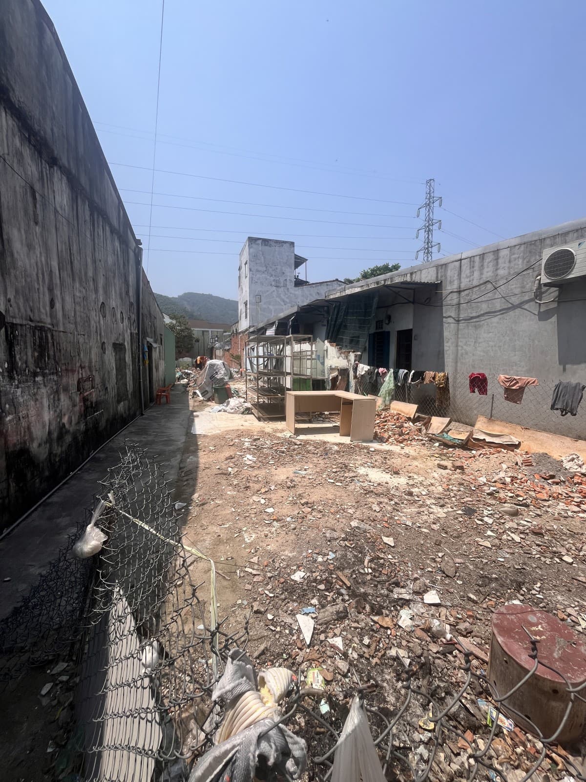 Đất 240m² mặt tiền 6.5m Âu Cơ, Liên Chiểu — gần chợ, tiềm năng kinh doanh, mặt tiền đường lớn, ô tô đỗ cửa