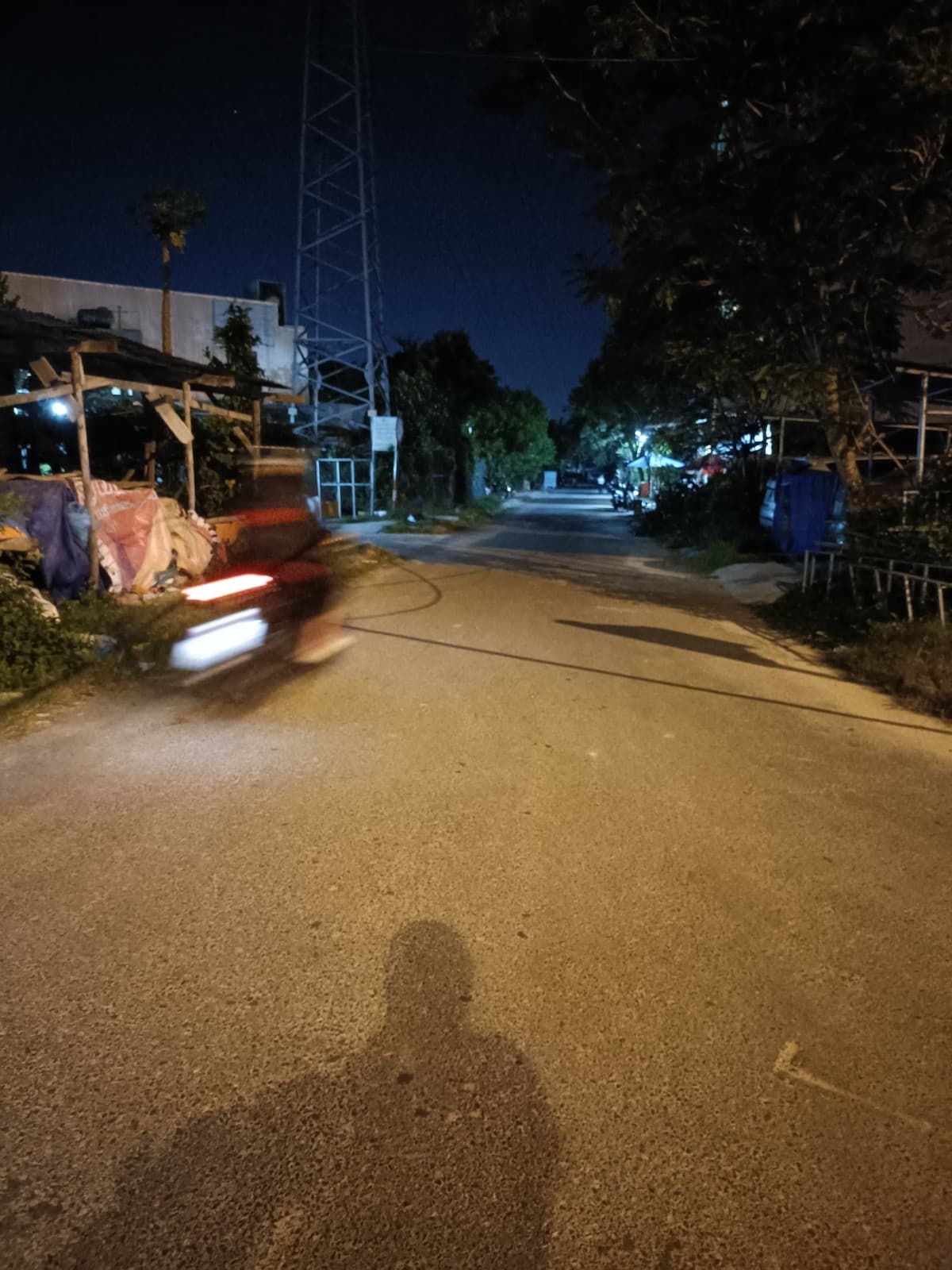 Đất 327m² mặt tiền 16m Lạc Long Quân, Đà Nẵng — gần biển, mặt tiền đường lớn, tiềm năng tăng giá