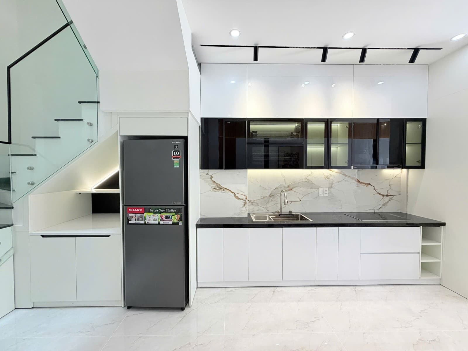 Nhà 3 tầng 69m² mặt tiền 3.5m Nguyển Phước Nguyên, Thanh Khê — gần chợ, ô tô đỗ cửa, có dòng tiền