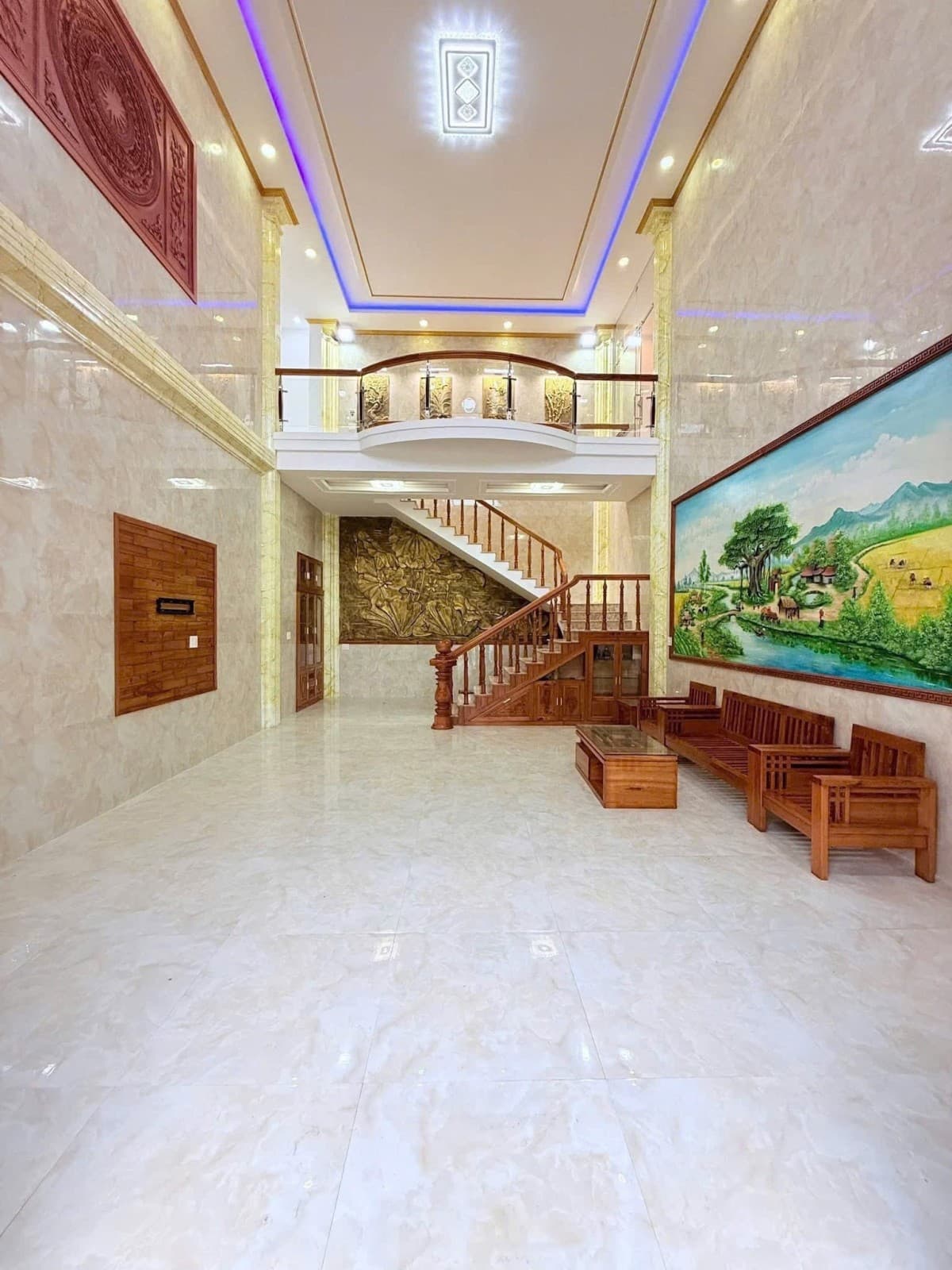 Nhà 2 tầng 403m² mặt tiền 11.6m Chơn Tâm 9, Liên Chiểu — gần biển, gần chợ, gần trường học, tiềm năng kinh doanh