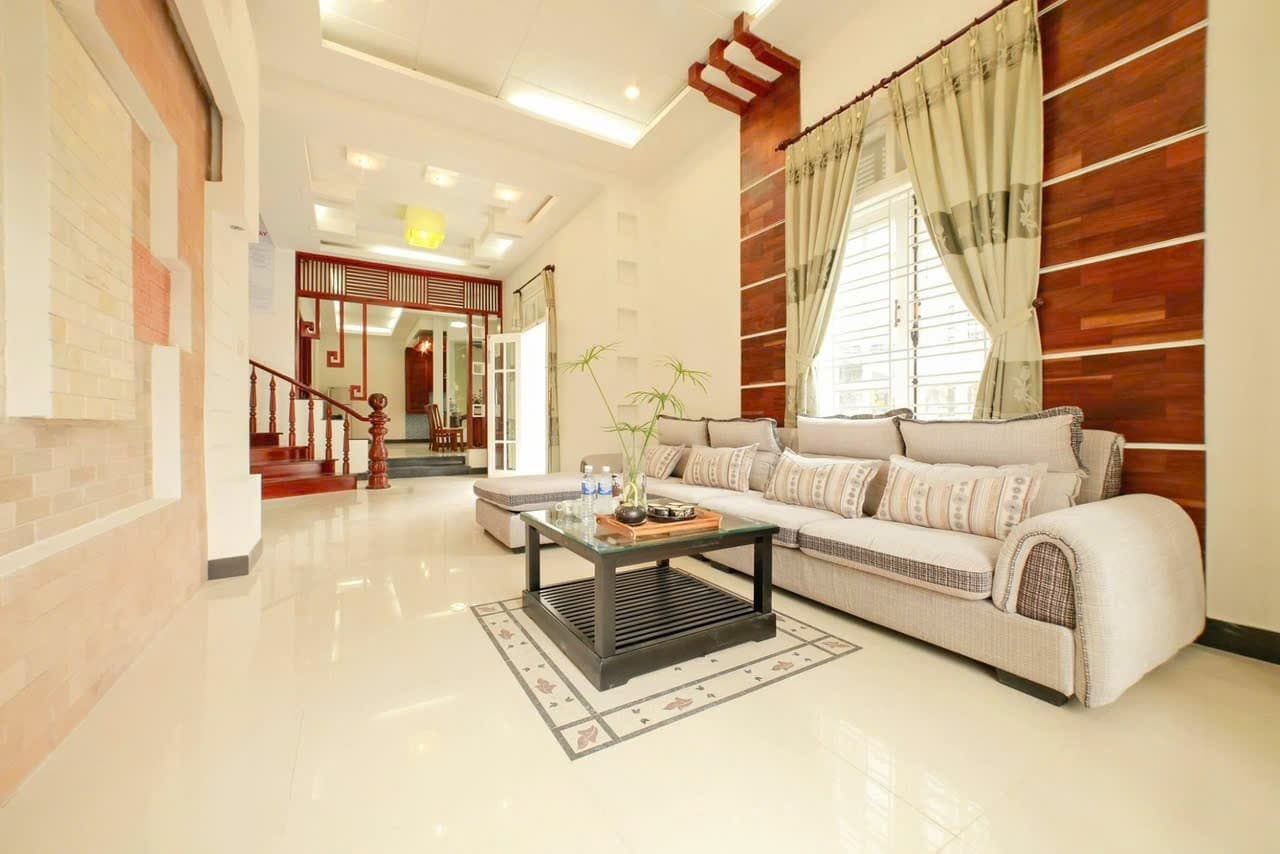 Nhà 2 tầng 210m² mặt tiền 10m Lý Thường Kiệt, Hội An — tiềm năng kinh doanh, mặt tiền đường lớn, có dòng tiền, khai thác du lịch