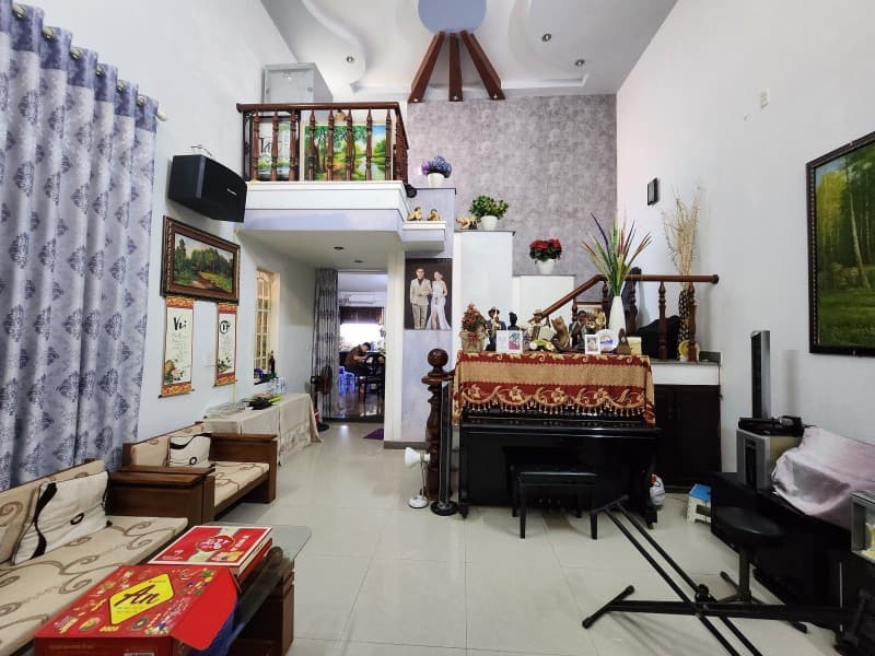 Nhà 2 tầng 366m² mặt tiền 9m Mỹ Khê, Sơn Trà — mặt tiền đường lớn, ô tô đỗ cửa, có dòng tiền