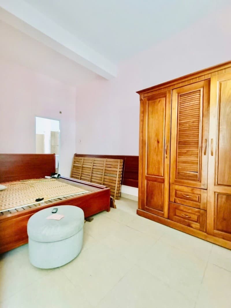 Nhà 3 tầng 125m² mặt tiền 5m Nguyễn Tất Thành, Thanh Khê — gần biển, tiềm năng kinh doanh, mặt tiền đường lớn, đường 45m