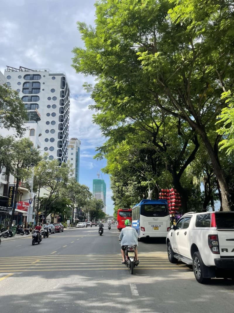 Nhà 82m² (4.5x18.2) mặt tiền Nguyễn Thông Sơn Trà — kinh doanh tốt