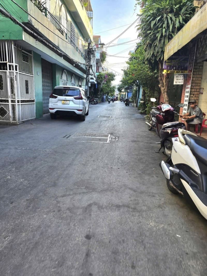 Nhà 3 tầng 25m² mặt tiền 3.3m DUY TÂN, Hải Châu — gần trường học, gần bệnh viện, tiềm năng kinh doanh, tiềm năng tăng giá