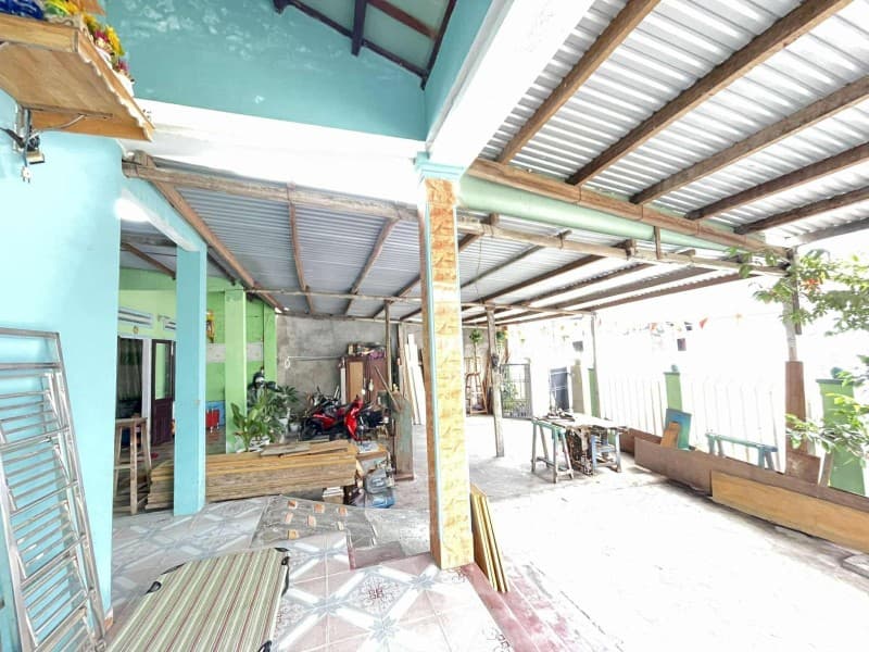 Nhà cấp 4 560m² mặt tiền 20m Nguyễn Phan Vinh, Hội An — gần biển, ô tô đỗ cửa, tiềm năng tăng giá, khai thác du lịch