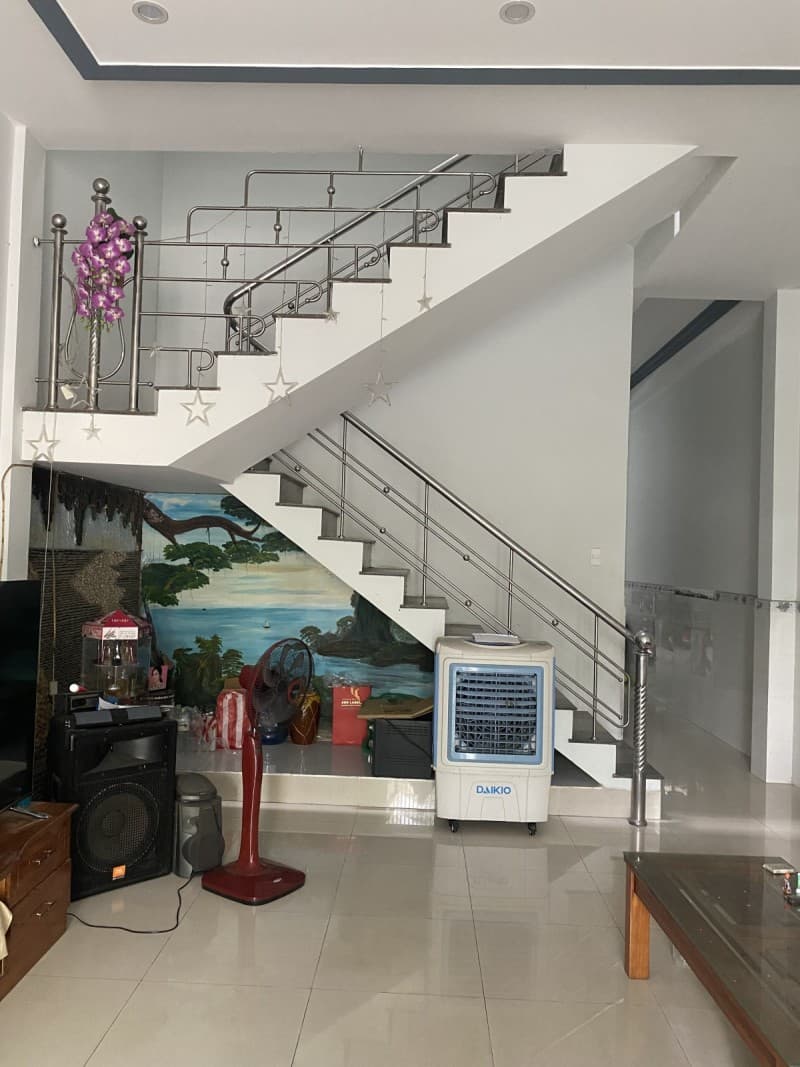 Nhà 2 tầng 96m² mặt tiền 5m Đặng Tử Kính, Hải Châu — gần trường học, mặt tiền đường lớn, ô tô đỗ cửa