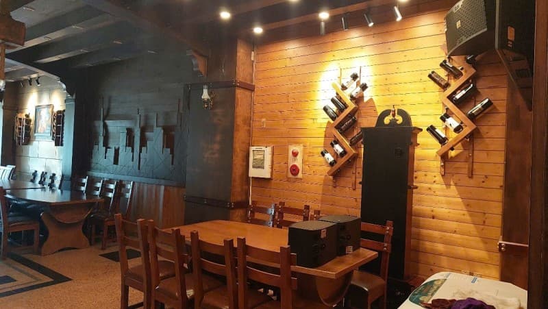 Nhà 8 tầng 125m² mặt tiền 5m Nguyễn Tất Thành, Hải Châu — gần biển, tiềm năng kinh doanh, mặt tiền đường lớn, đường 30m