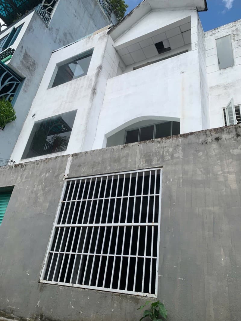 Nhà 3 tầng 262.7m² mặt tiền 8.8m NGUYỄN HỮU THỌ, Hải Châu — gần biển, tiềm năng kinh doanh, mặt tiền đường lớn, ô tô đỗ cửa