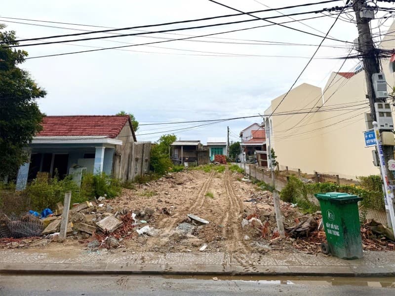 Đất 350m² mặt tiền 10m Nguyễn Phan Vinh, Hội An — mặt tiền đường lớn, tiềm năng tăng giá