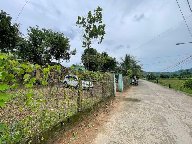 Nhà cấp 4 410m² mặt tiền 18m Hòa Bắc, Liên Chiểu — gần trường học, tiềm năng kinh doanh, mặt tiền đường lớn, ô tô đỗ cửa