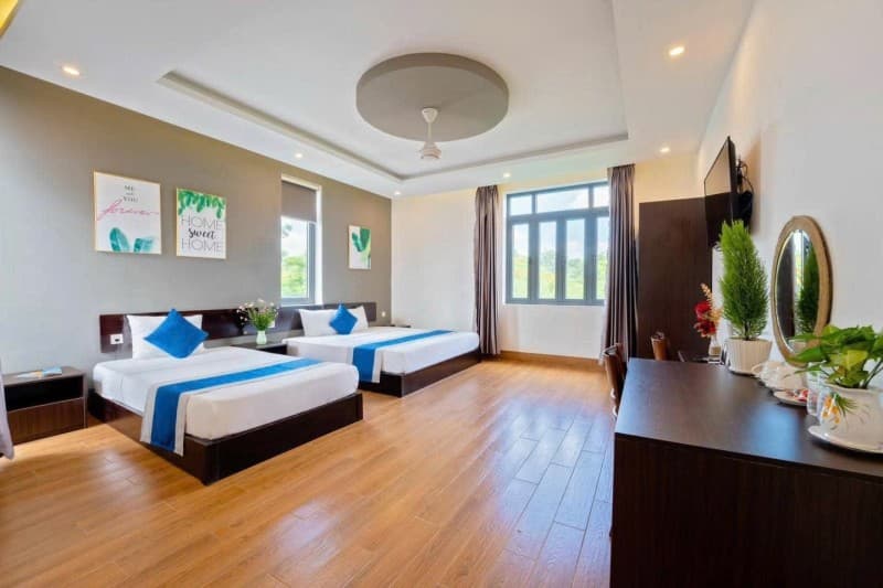 Nhà 3 tầng 271m² mặt tiền 9.8m NGUYỄN TUÂN, Hội An — tiềm năng kinh doanh, mặt tiền đường lớn, ô tô đỗ cửa, có dòng tiền