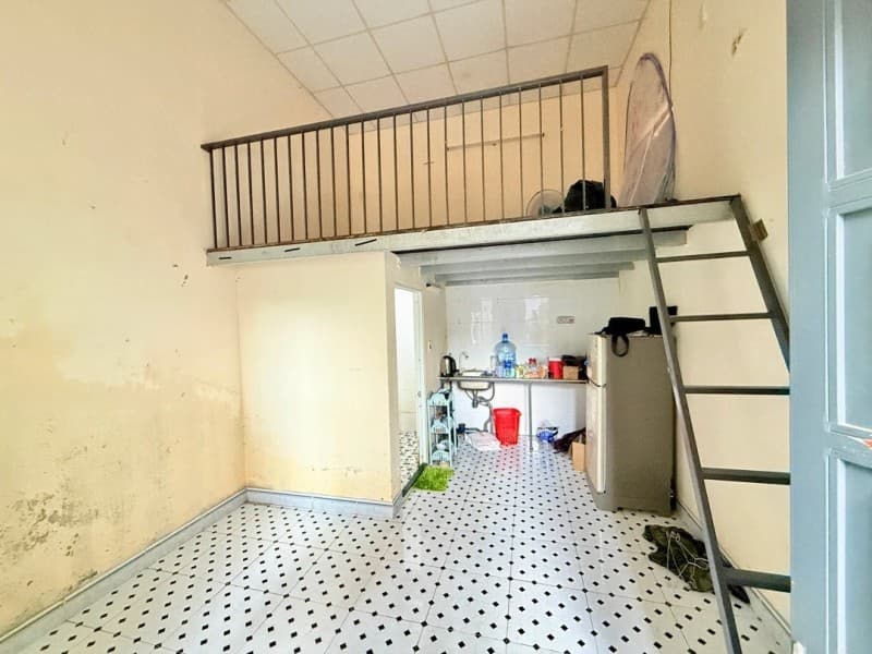 Nhà cấp 4 72.2m² mặt tiền 5.3m Nguyễn Đình, Sơn Trà — gần biển, mặt tiền đường lớn, tiềm năng tăng giá, có dòng tiền