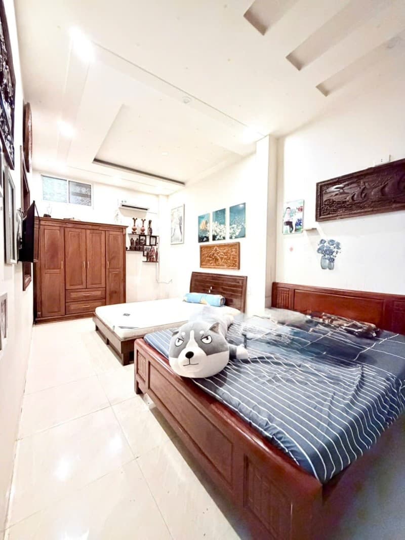 Nhà 3 tầng 127m² mặt tiền 6.6m Nguyễn Văn Thoại, Sơn Trà — gần biển, tiềm năng kinh doanh, mặt tiền đường lớn, tiềm năng tăng giá