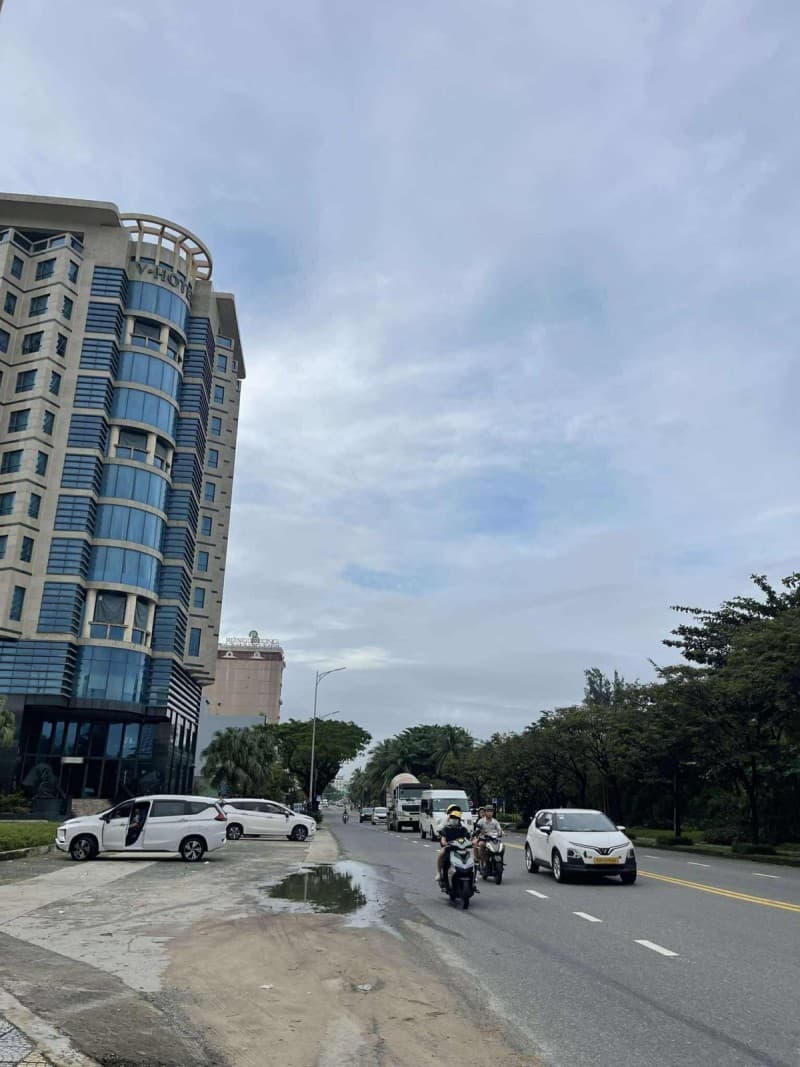 Đất 188m² mặt tiền 7.5m Võ Nguyên Giáp, Ngũ Hành Sơn — mặt tiền đường lớn, ô tô đỗ cửa, có dòng tiền