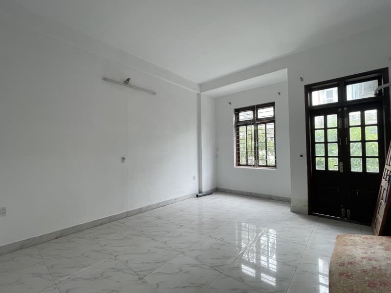 Nhà 3 tầng 68m² mặt tiền 4.5m Nguyễn Thị Hồng, Sơn Trà — gần biển, gần chợ, gần trường học, mặt tiền đường lớn