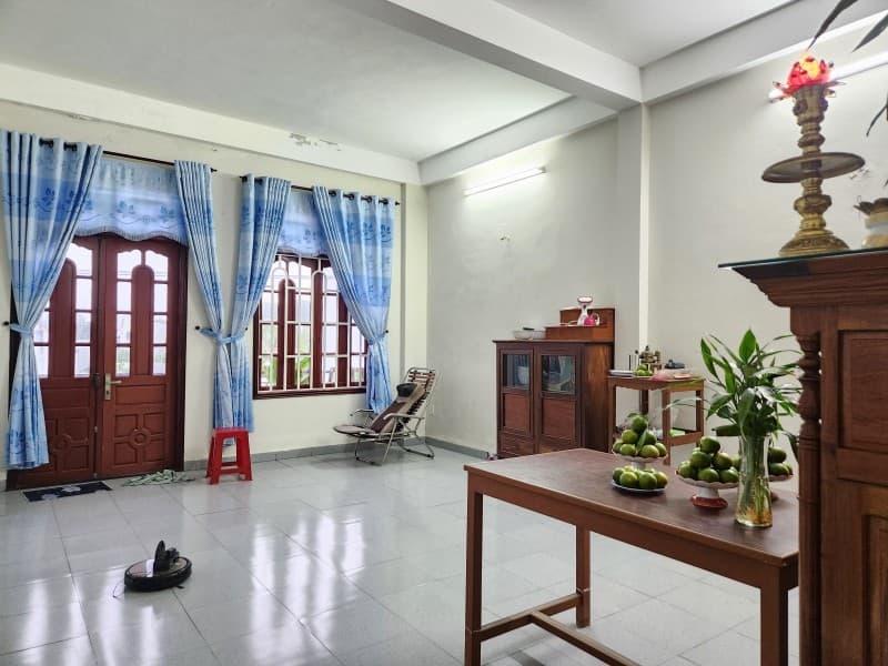 Nhà 3 tầng 108m² mặt tiền 6m Hải Triều, Ngũ Hành Sơn — gần trường học, gần bệnh viện, tiềm năng kinh doanh, mặt tiền đường lớn