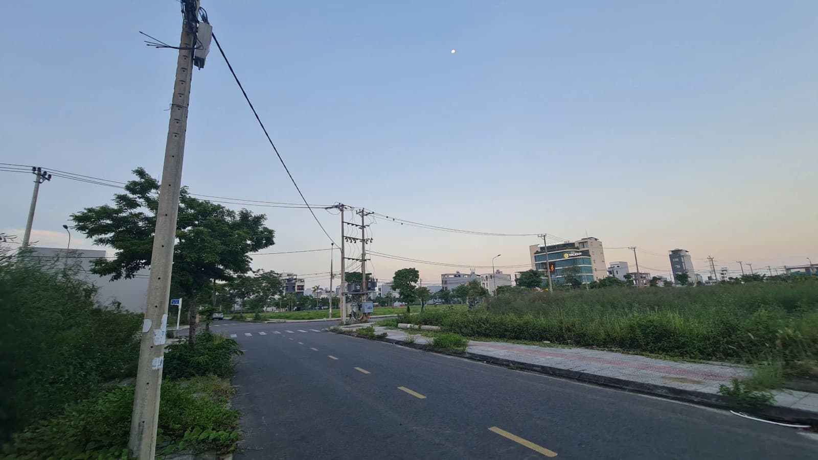 Đất 100m² mặt tiền 5m Đỗ Quỳ, Cẩm Lệ — tiềm năng kinh doanh, mặt tiền đường lớn, có dòng tiền