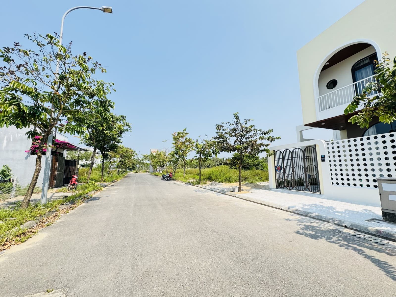 Đất 102m² mặt tiền 6m Khu Đô Thị FPT, Ngũ Hành Sơn — gần biển, tiềm năng kinh doanh, ô tô đỗ cửa, tiềm năng tăng giá