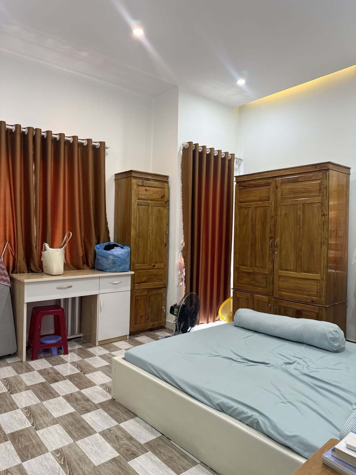 Nhà 4 tầng 55.1m² mặt tiền 6m Tiểu La, Hải Châu — gần chợ, ô tô đỗ cửa