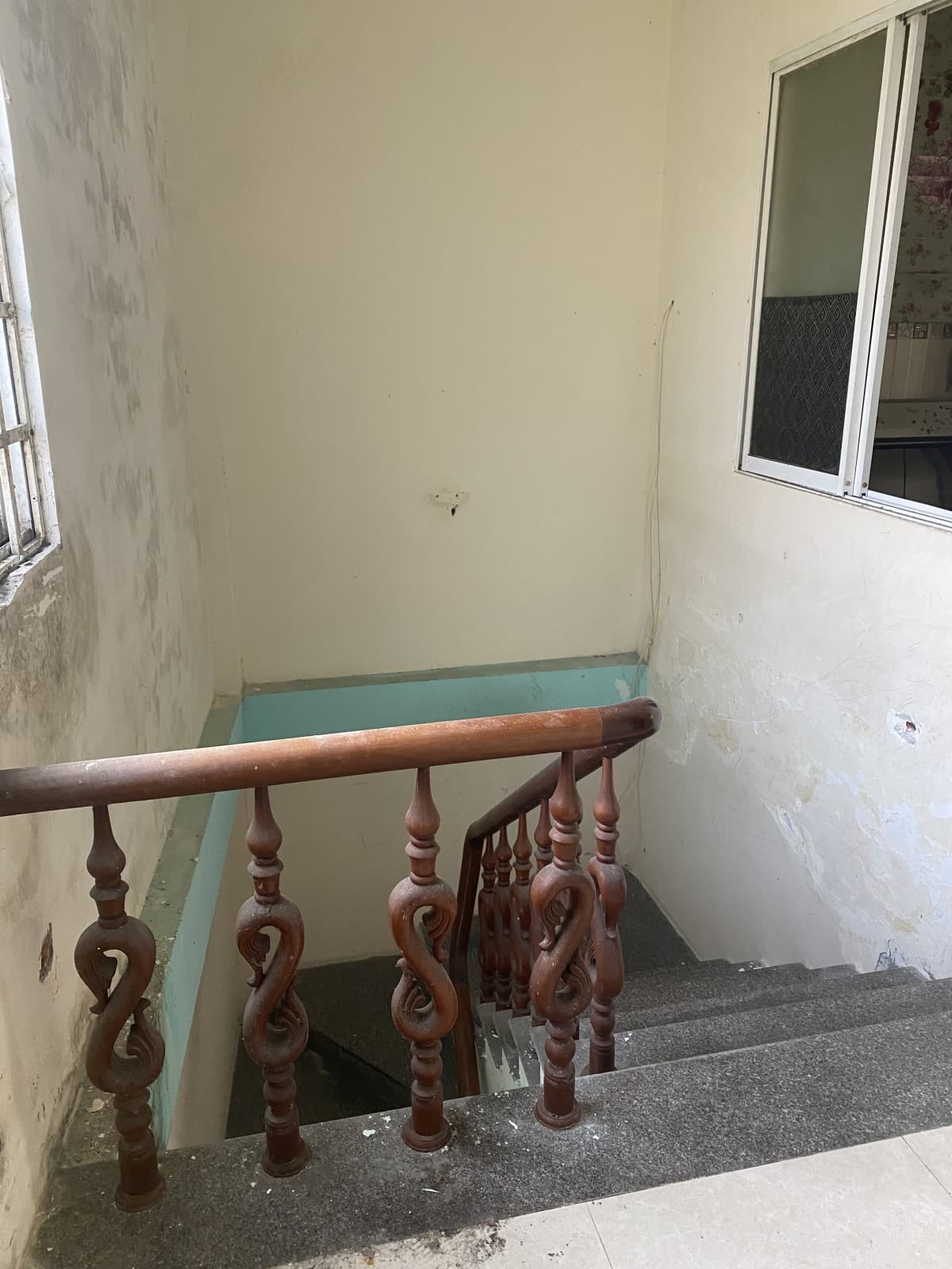 Nhà 5 tầng 50.5m² mặt tiền 2.5m Tôn Thất Đạm, Thanh Khê — tiềm năng kinh doanh, mặt tiền đường lớn, ô tô đỗ cửa, có dòng tiền