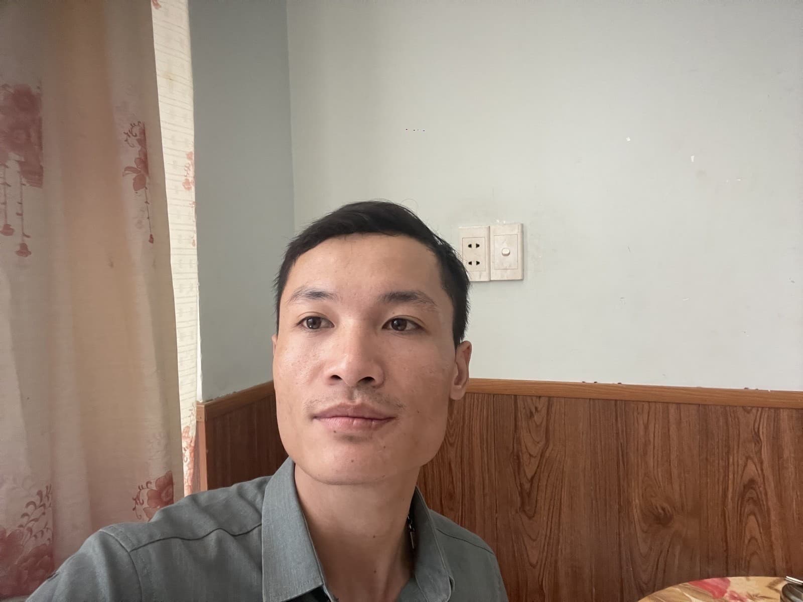 Nhà cấp 4 71.9m² mặt tiền 8.4m Núi Thành, Hải Châu — mặt tiền đường lớn, ô tô đỗ cửa, có dòng tiền